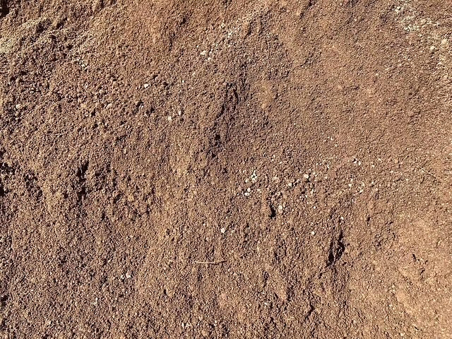 RLK Trucking’s H&C Stone & Mulch Image