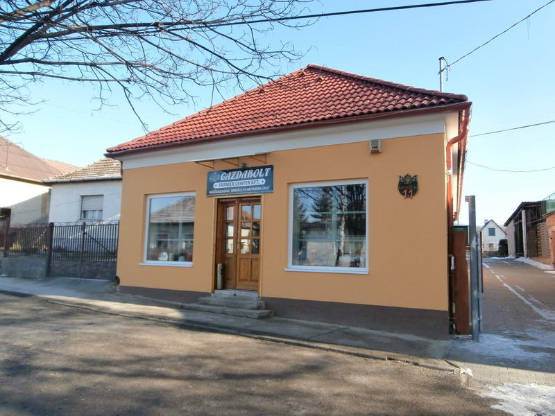 Images Farmer Center Kft.