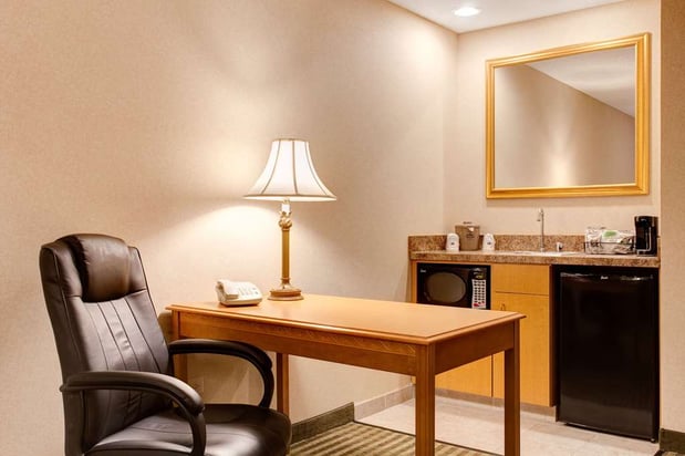 Images Hampton Inn & Suites Chicago Addison