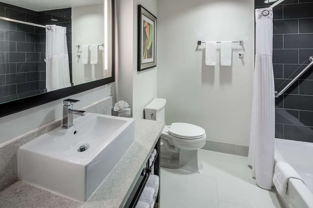 Images DoubleTree by Hilton Sarasota Bradenton Airport