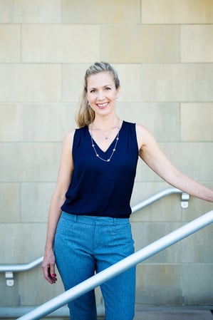 Images Angela B. Bateson, DDS