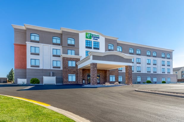 Images Holiday Inn Express & Suites Cheyenne by IHG