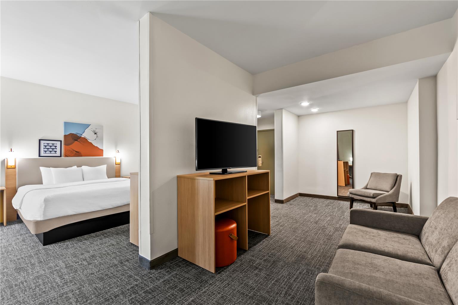 Guest room 
