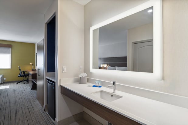 Images Holiday Inn Express & Suites Mountain View Silicon Valley by IHG