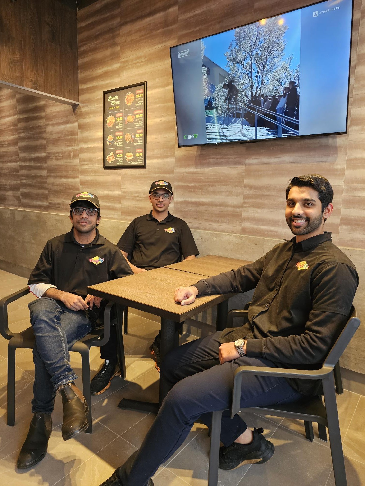 Images WingsUp! Mississauga - Thomas St