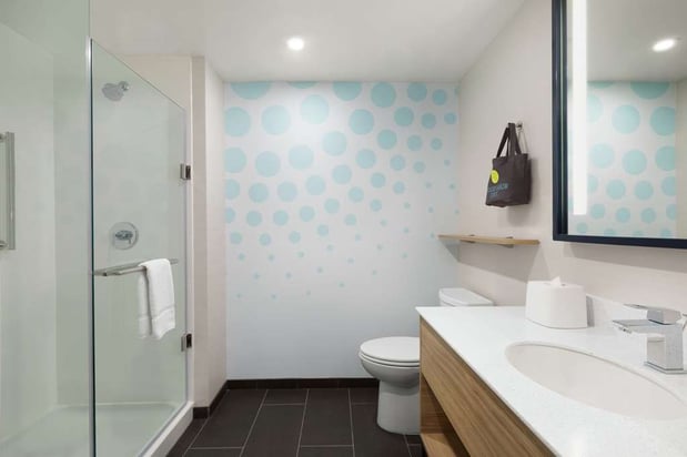 Images Tru by Hilton Albany Crossgates Mall