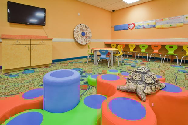 Images Holiday Inn & Suites Virginia Beach - North Beach by IHG