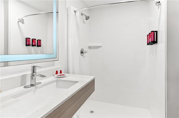 Images SureStay by Best Western Santa Monica