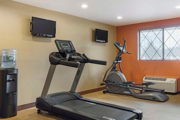 Images Best Western Plus The Inn at Sharon/Foxboro