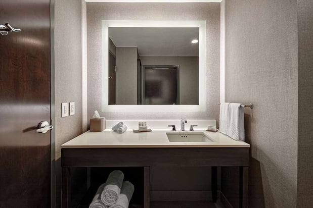 Images Embassy Suites by Hilton Jonesboro Red Wolf Convention Center