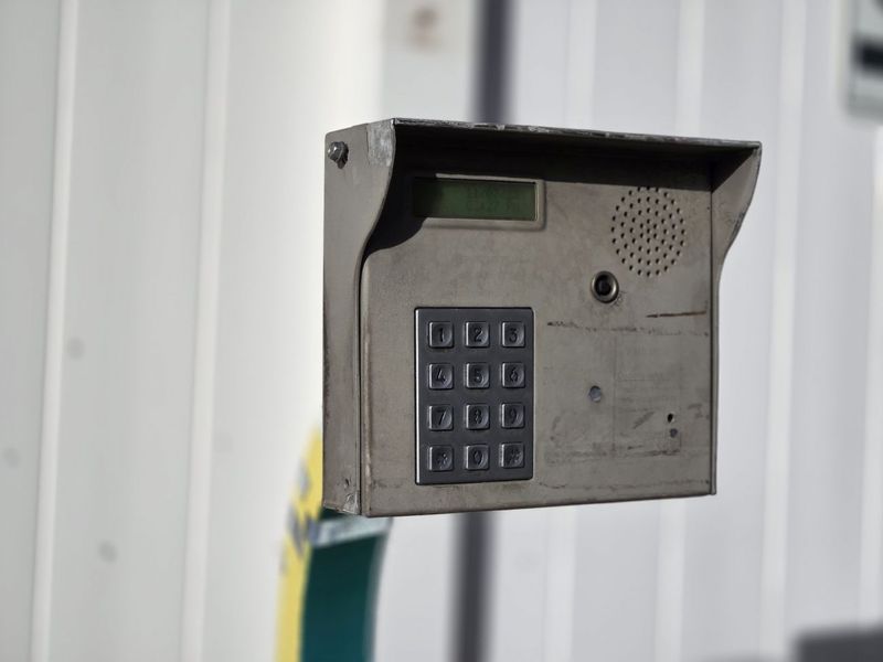 Images Extra Space Storage