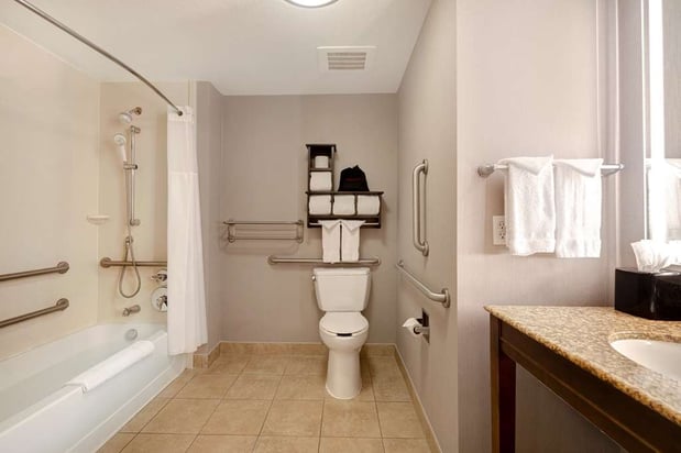 Images Hampton Inn & Suites San Luis Obispo