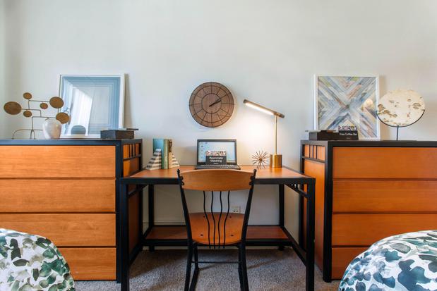 Images Campus Crossings on 8th Street