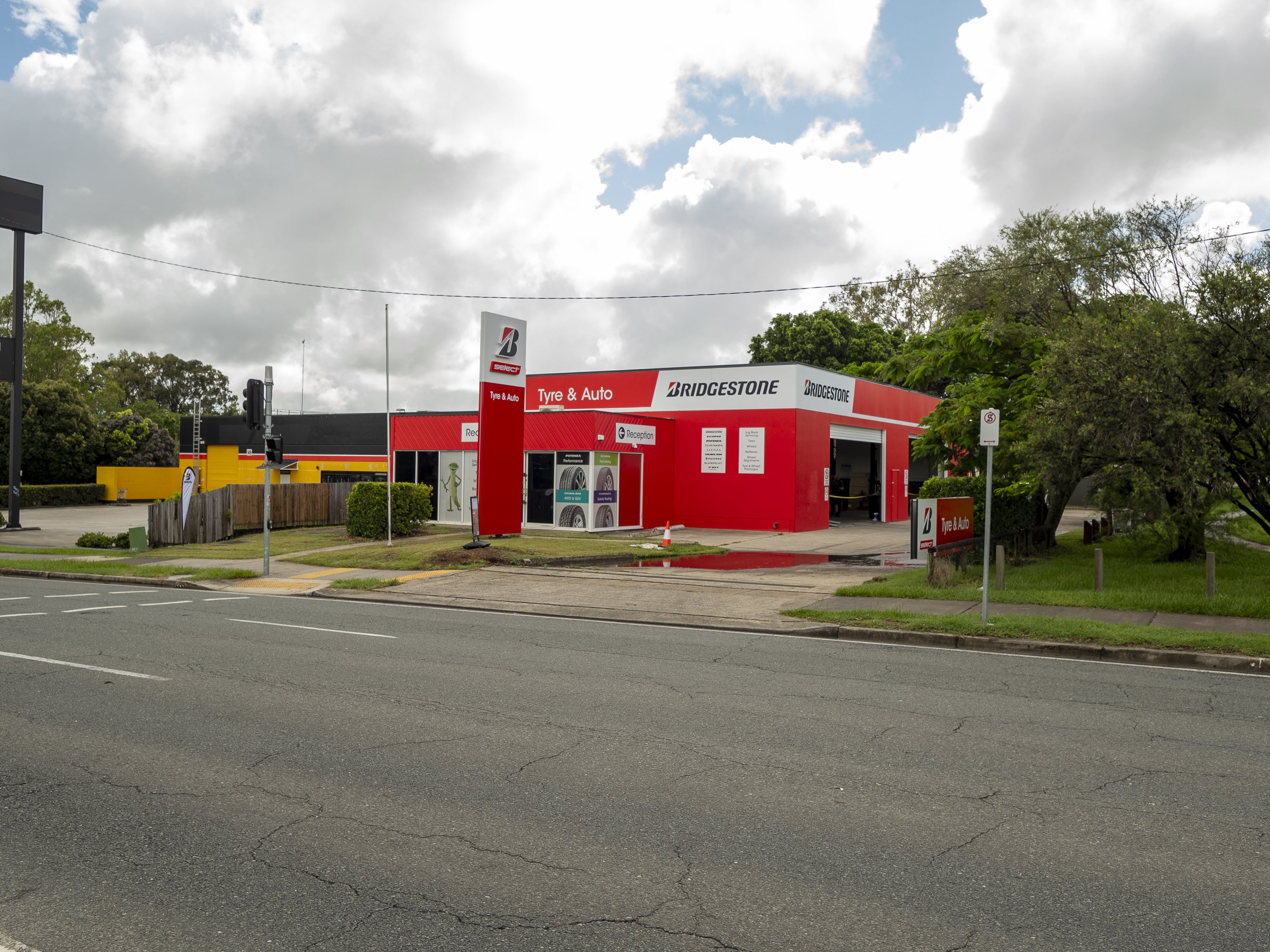 Images Bridgestone Select Tyre & Auto Morayfield