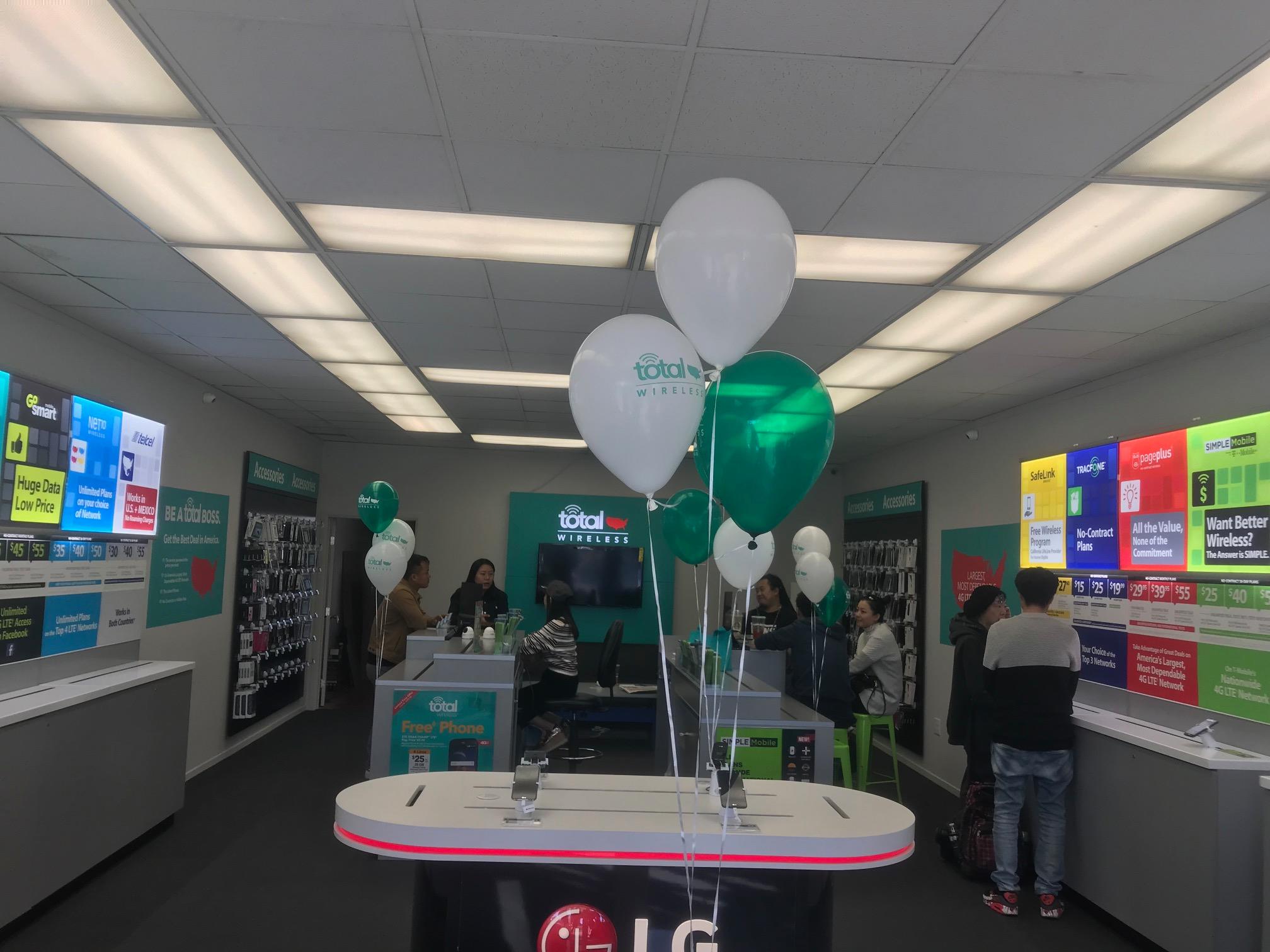Total Wireless Store Photo