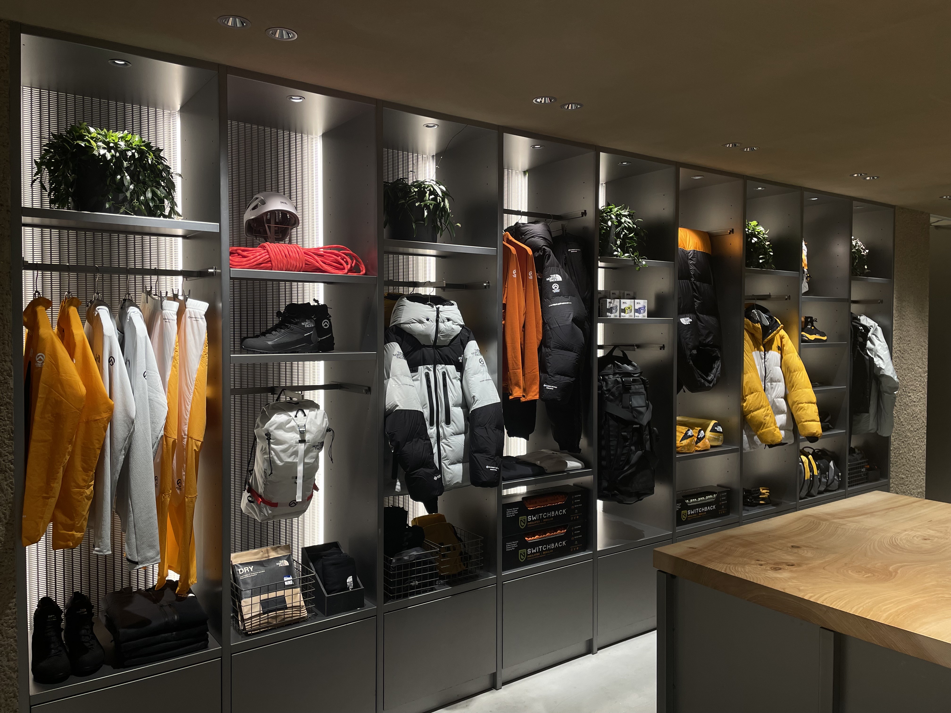 Images THE NORTH FACE (ザ・ノース・フェイス) 堀江