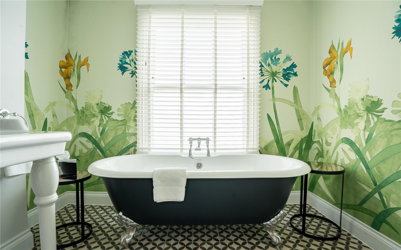 Gresham Premium Bathroom