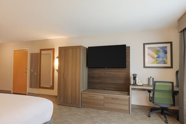 Images Holiday Inn Express & Suites Raleigh North - Wake Forest by IHG