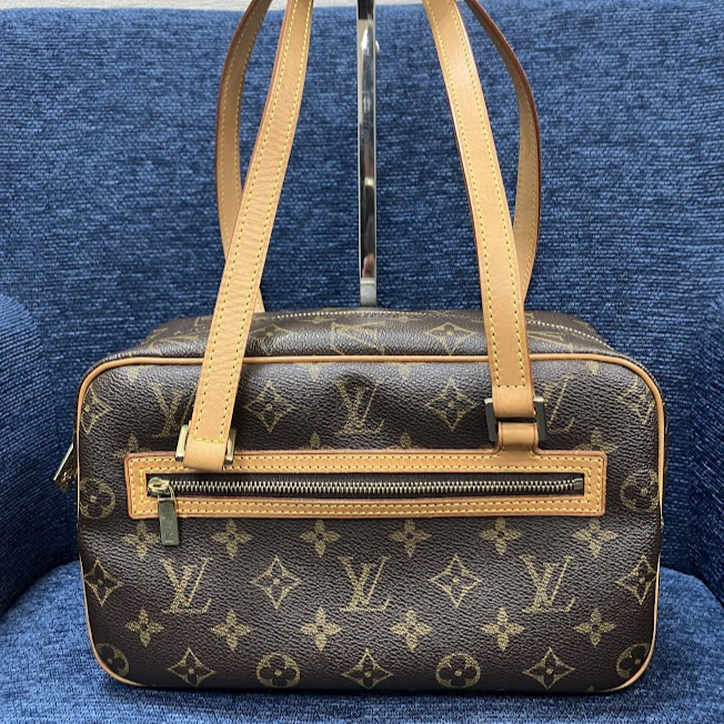 Images KOMEHYO（コメ兵）買取センタープリコ六甲道