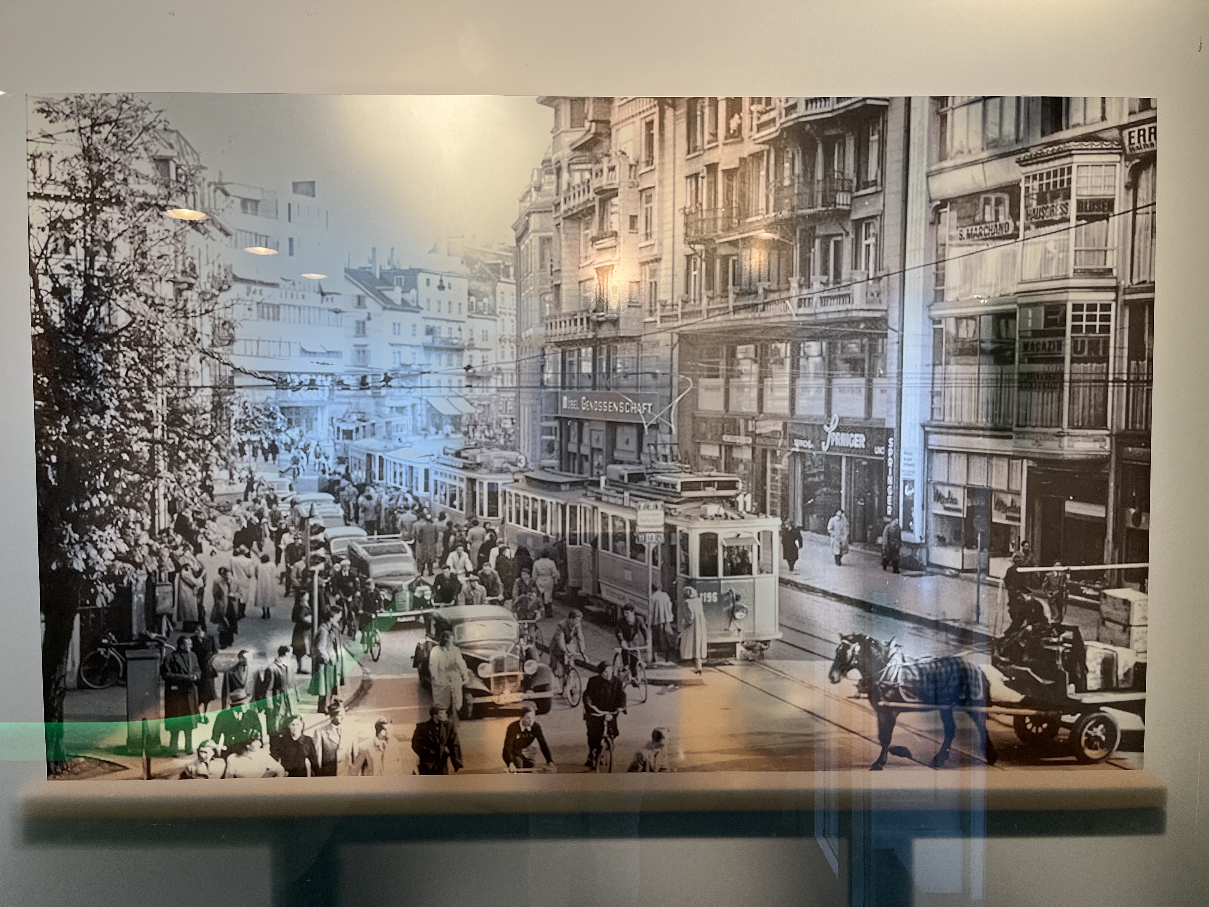 Zahnarztpraxis Am Stauffacher, Lutherstrasse 10 in Zürich