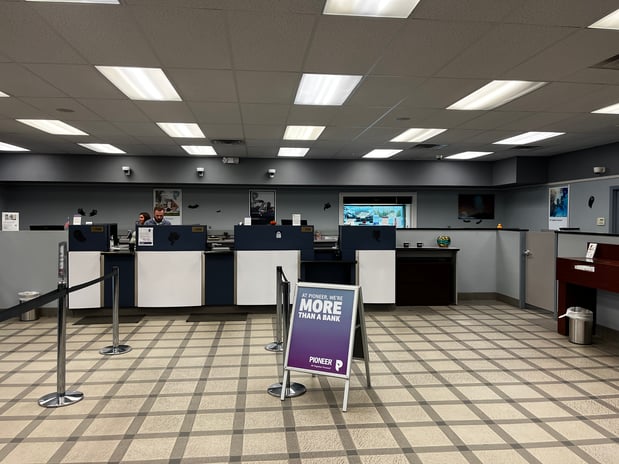 Images Pioneer - Cohoes Branch