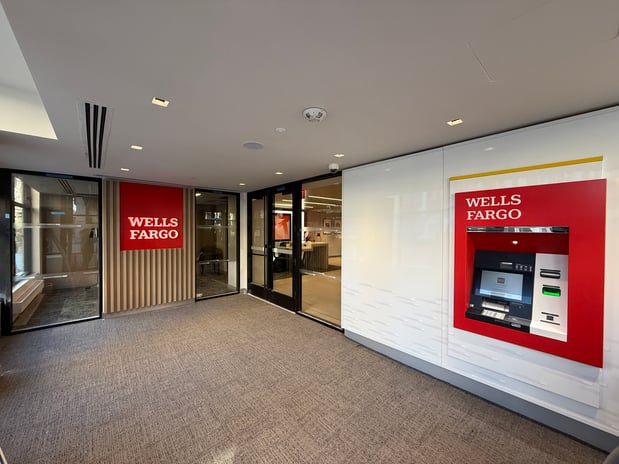Images Wells Fargo Bank