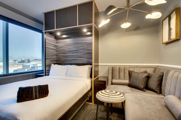 Images The Rose Hotel Chicago O’Hare, Tapestry Collection by Hilton