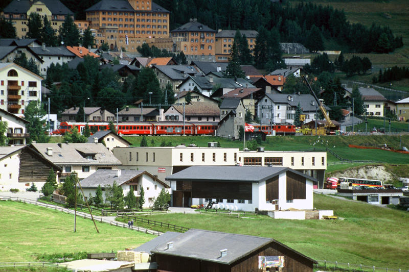 Ferienlager Zuoz, Via Dorta 74 in Zuoz