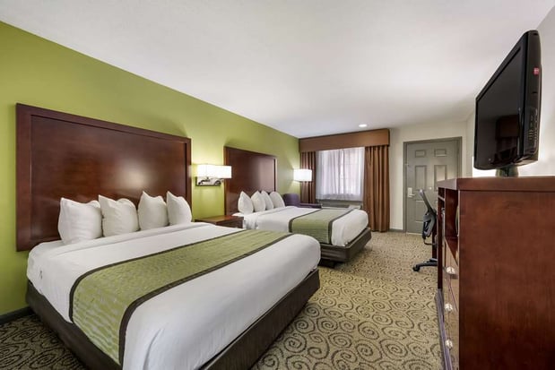 Images SureStay by Best Western Deer Park