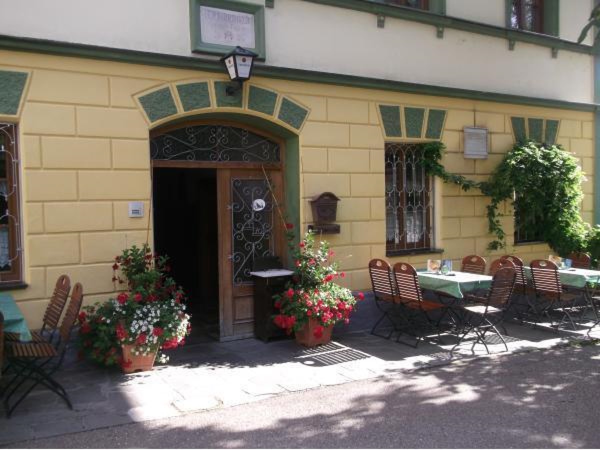 Gasthaus Mayrleitner - Familie Falterbauer, Wagenham 14 in Pischelsdorf am Engelbach