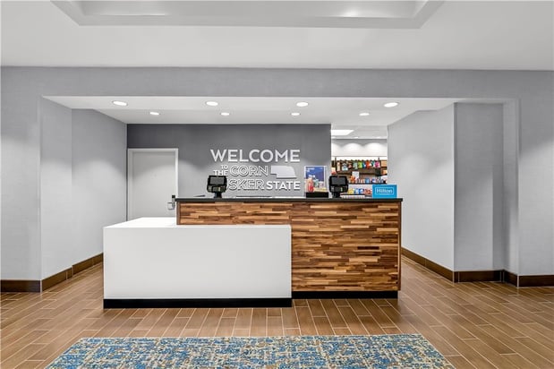 Images Hampton Inn Omaha/West Dodge Road (Old Mill)