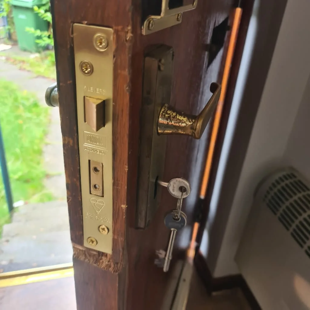 Images KG Lock & Safe Ltd