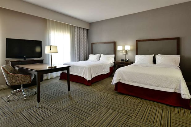 Images Hampton Inn & Suites Fredericksburg