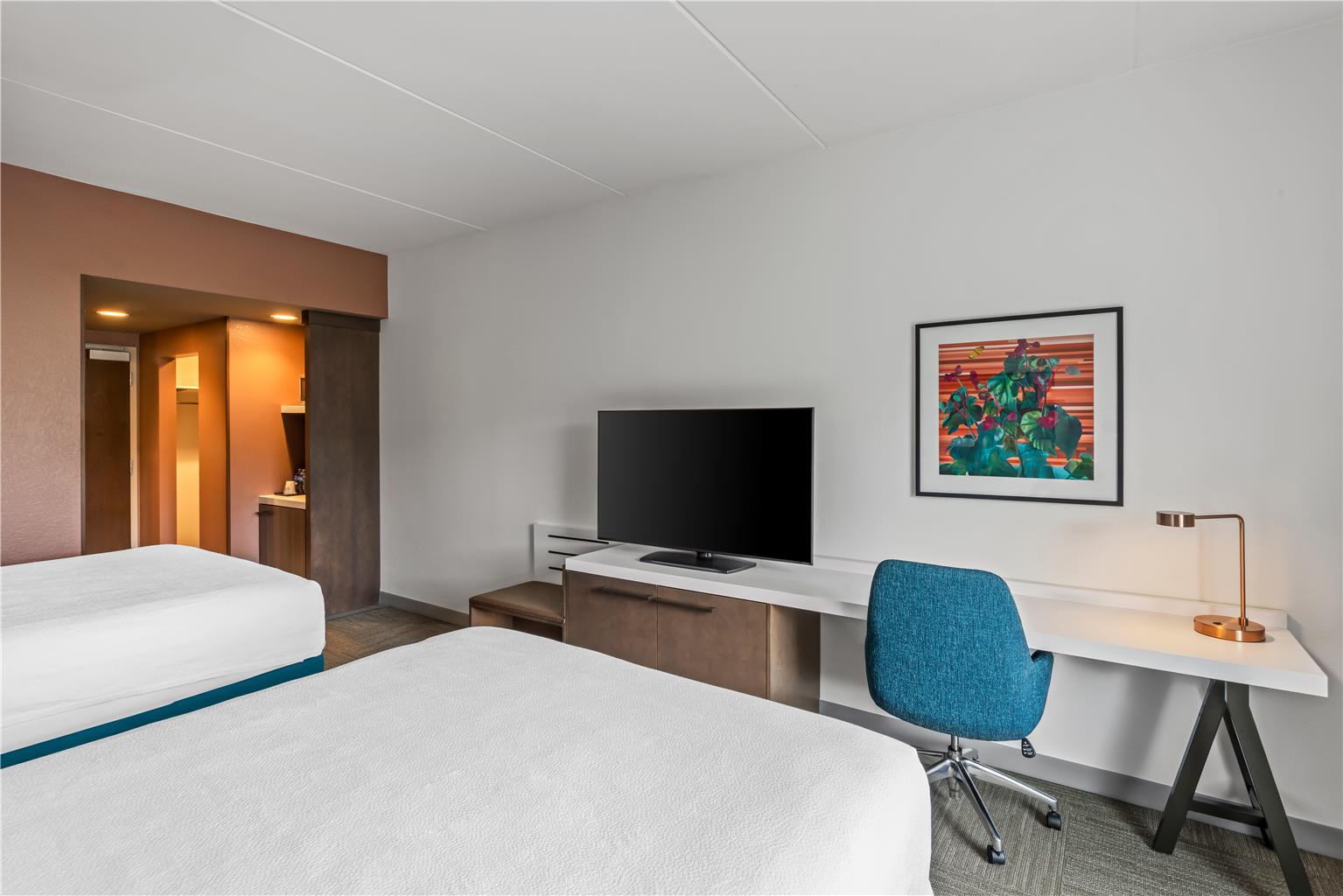 Guest room