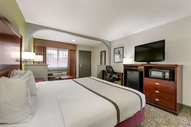 Images SureStay by Best Western Deer Park