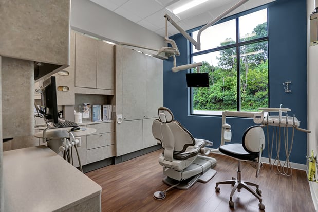 Images Create A Smile Dentistry - Dr. Ken Moore