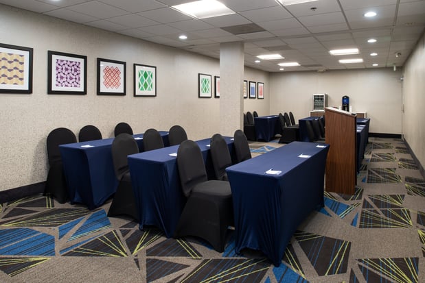 Images Holiday Inn Express & Suites Los Angeles Downtown West by IHG