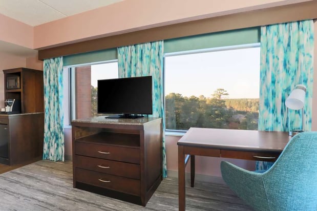Images Hilton Garden Inn Raleigh-Durham/Research Triangle Park