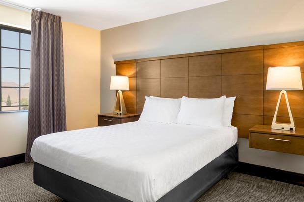 Images Staybridge Suites Reno, an IHG Hotel