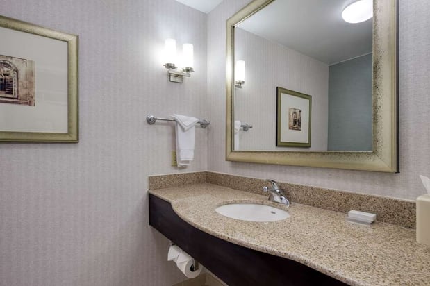 Images Hilton Garden Inn Durham Southpoint