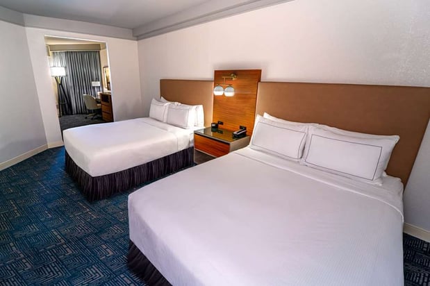 Images DoubleTree by Hilton Tampa Rocky Point Waterfront