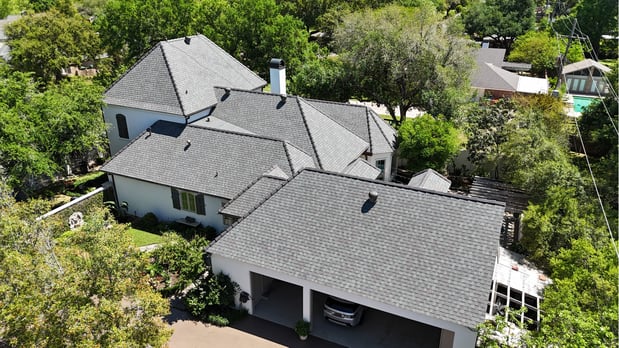 Images Cloteaux Roofing & Construction