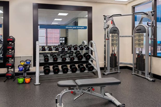 Images Hampton Inn Hartford/Airport