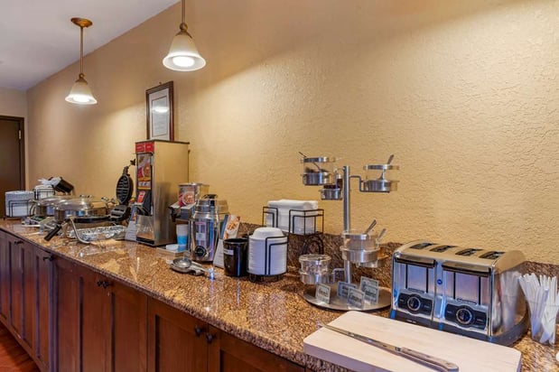 Images Best Western Pony Soldier Inn - Airport