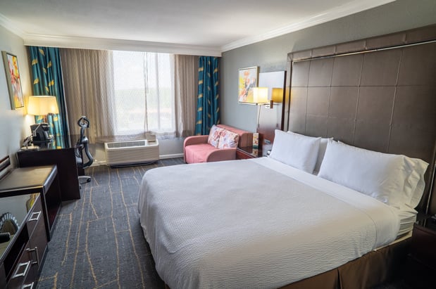 Images Holiday Inn Orlando East - Ucf Area by IHG