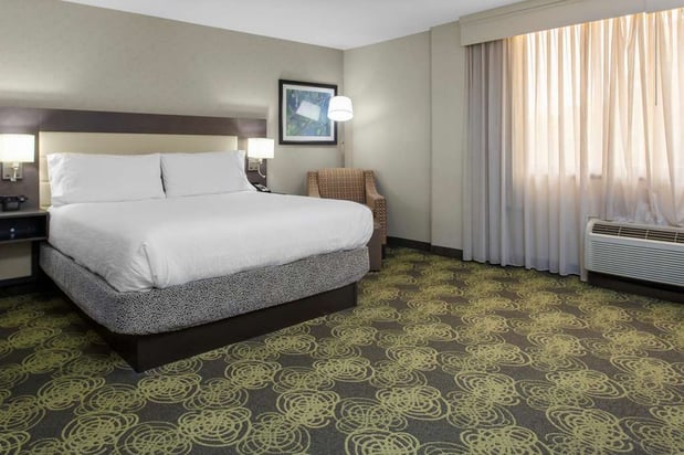 Images Hilton Garden Inn Reagan National Airport