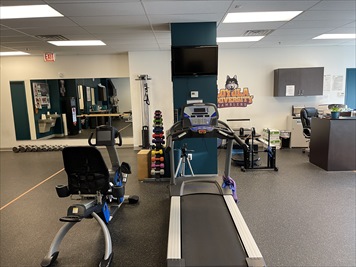 Images RUSH Physical Therapy - Rogers Park - Loyola University