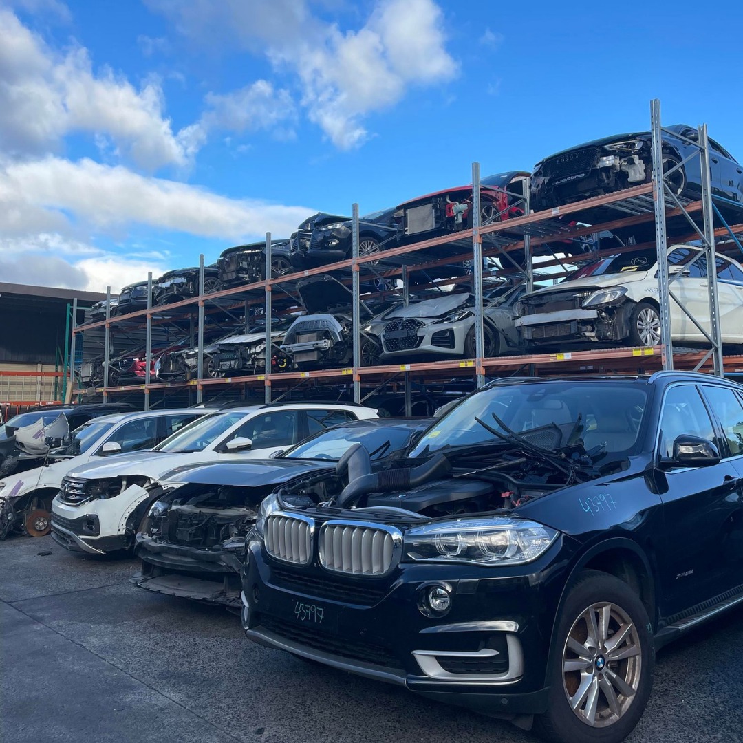 Images Fairfield Auto Parts & Wreckers Sydney