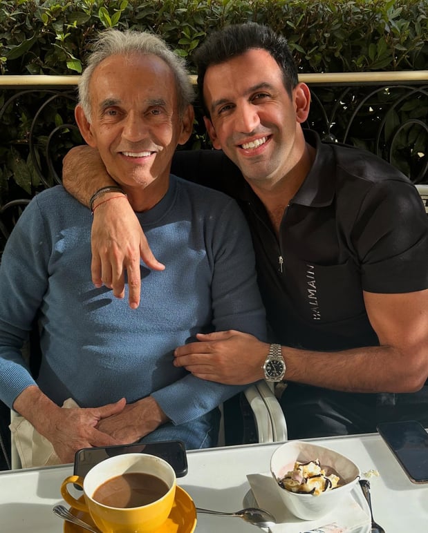 Images Dental Care of Brentwood: Dr. Justin Raanan