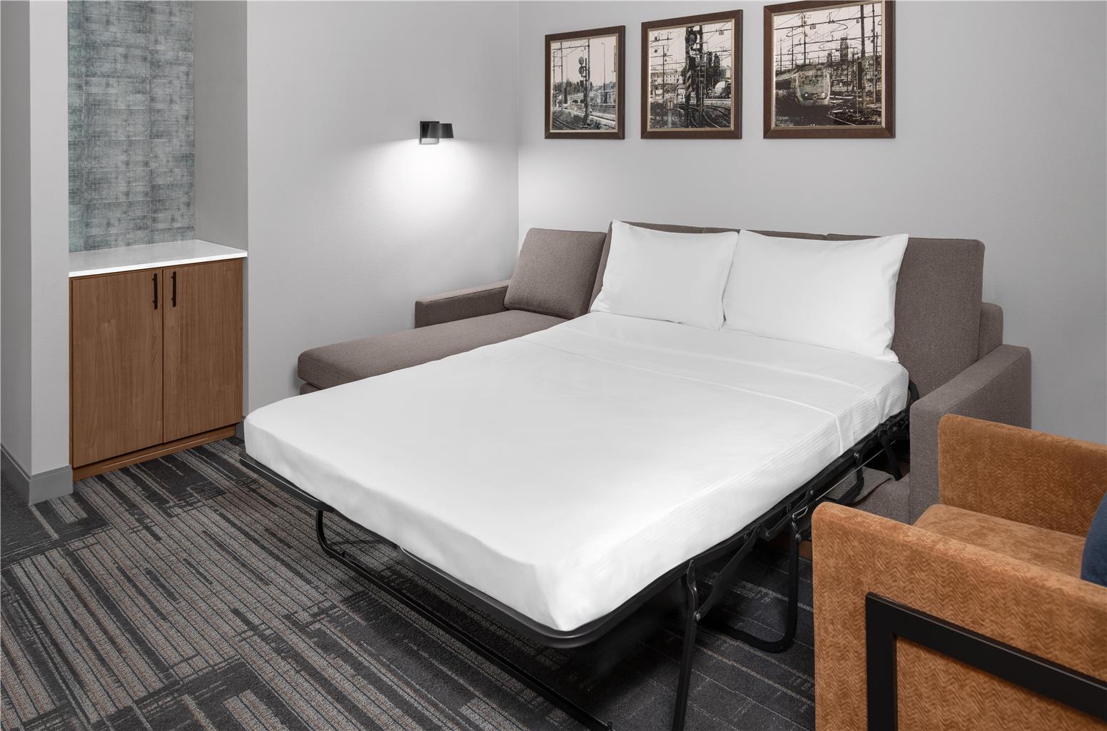 Guest room 